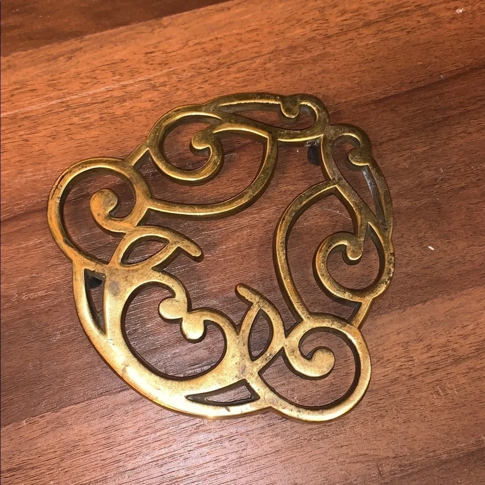 Vintage Brass MCM Retro Filigree Gold Metal Pot Trivet Kitchen Wall Decor